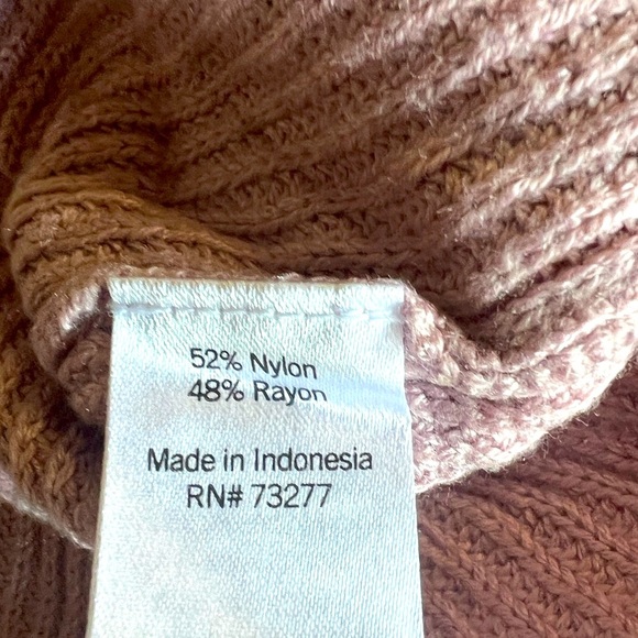 Sonoma Women's Turtleneck Sweater - Soft Pink - Picture 4 of 5